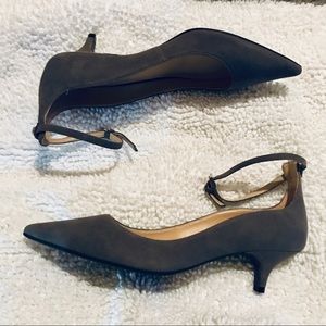 Brand New Michael Kors Lisa Patent Suede Pumps ❤️